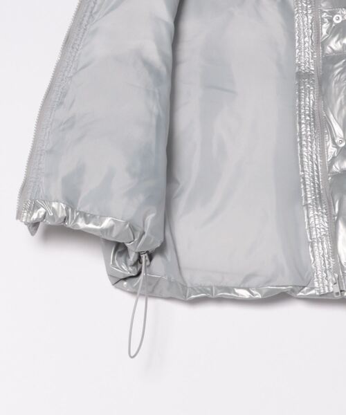 clear（クリア）の「メタリック中綿ショート丈ベス [小顔 甘辛コーデにも]≪2024AW新作≫（その他アウター・レディース・シルバー/アイボリー/ブラック・F）」の22枚目の写真