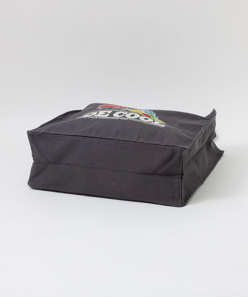 FRUIT OF THE LOOM（フルーツオブザルーム）の「【FRUIT OF THE LOOM/フルーツオブザルーム】FTL×PEANUTSサイドポケットトートバッグ（トートバッグ・メンズ・イエロー/ネイビー/ブラック/ブルー・フリー）」の12枚目の写真