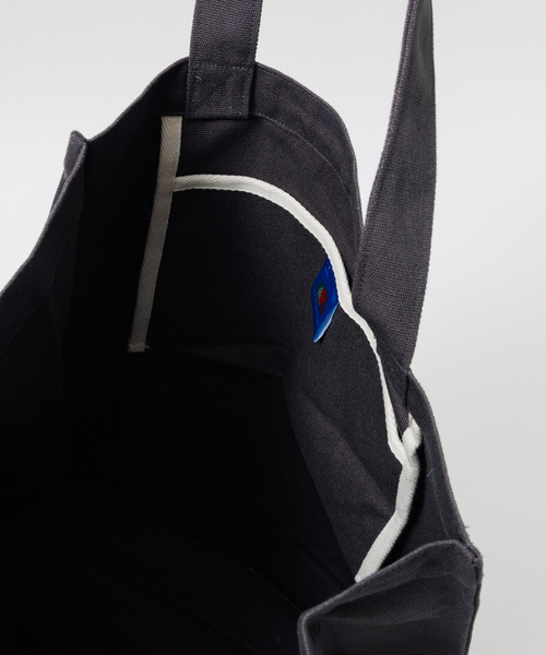 FRUIT OF THE LOOM（フルーツオブザルーム）の「【FRUIT OF THE LOOM/フルーツオブザルーム】FTL×PEANUTSサイドポケットトートバッグ（トートバッグ・メンズ・イエロー/ネイビー/ブラック/ブルー・フリー）」の13枚目の写真