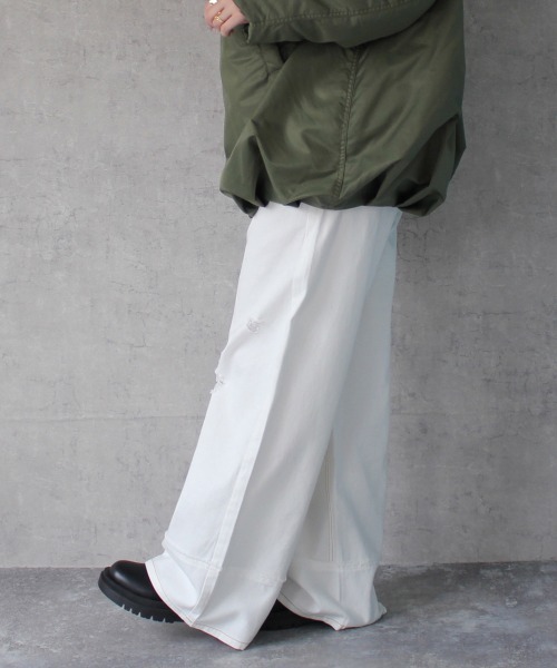 SELECT LEVERY(セレクトリベリー)の「クラッシュダメージ加工リメイク風デニムワイドパンツ(デニムパンツ・レディース・ライトグレー/ライトブルー/ホワイト/ブラック系その他・X-LARGE/LARGE/MEDIUM/SMALL)」の8枚目の写真