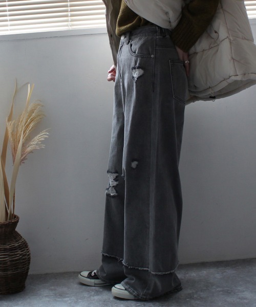 SELECT LEVERY(セレクトリベリー)の「クラッシュダメージ加工リメイク風デニムワイドパンツ(デニムパンツ・レディース・ライトグレー/ライトブルー/ホワイト/ブラック系その他・X-LARGE/LARGE/MEDIUM/SMALL)」の13枚目の写真