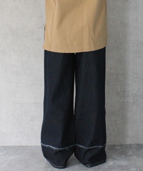 SELECT LEVERY(セレクトリベリー)の「クラッシュダメージ加工リメイク風デニムワイドパンツ(デニムパンツ・レディース・ライトグレー/ライトブルー/ホワイト/ブラック系その他・X-LARGE/LARGE/MEDIUM/SMALL)」の21枚目の写真
