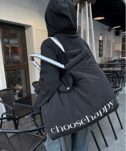 FREE STYLISTS(フリー スタイリスト)の「キルティング パデッド トートバッグ 軽量 トラベルバッグ 大容量 ボストン キャリーオン/2way(ボストンバッグ・レディース・ブラック/オフホワイト/ブラウン・FREE)」の18枚目の写真