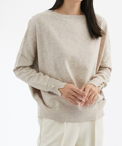 slattgir(スラットジール)の「高身長 肌ざわりなめらか袖口ボタン使いドルマンニット(トールサイズ)(ニット/セーター・レディース・オフホワイト/ベージュ/ネイビー・4L/3L/LL/L/M/5L)」の14枚目の写真