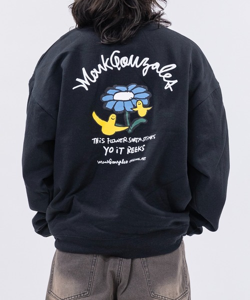 Mark Gonzales（マーク・ゴンザレス）の「【ba】JOHN'S CLOSET別注 〔MARK GONZALES ARTWORK COLLECTION / マーク ゴンザレス〕アソートアート プリント ビッグシルエット クルーネックスウェット（スウェット・メンズ・ホワイト系1/ホワイト系2/ホワイト系3/ブラック系1/ブラック系2/ブラック系3/ライトグレー系1/ライトグレー系2/ブラック系4/ライトグレー系3/ホワイト系4/ライトグレー系4・MEDIUM/LARGE）」の8枚目の写真