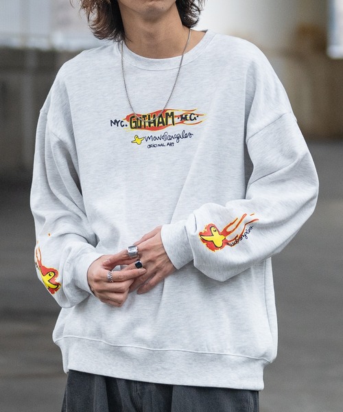 Mark Gonzales（マーク・ゴンザレス）の「【ba】JOHN'S CLOSET別注 〔MARK GONZALES ARTWORK COLLECTION / マーク ゴンザレス〕アソートアート プリント ビッグシルエット クルーネックスウェット（スウェット・メンズ・ホワイト系1/ホワイト系2/ホワイト系3/ブラック系1/ブラック系2/ブラック系3/ライトグレー系1/ライトグレー系2/ブラック系4/ライトグレー系3/ホワイト系4/ライトグレー系4・MEDIUM/LARGE）」の10枚目の写真