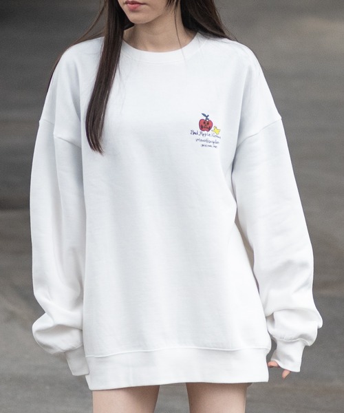 Mark Gonzales（マーク・ゴンザレス）の「【ba】JOHN'S CLOSET別注 〔MARK GONZALES ARTWORK COLLECTION / マーク ゴンザレス〕アソートアート プリント ビッグシルエット クルーネックスウェット（スウェット・メンズ・ホワイト系1/ホワイト系2/ホワイト系3/ブラック系1/ブラック系2/ブラック系3/ライトグレー系1/ライトグレー系2/ブラック系4/ライトグレー系3/ホワイト系4/ライトグレー系4・MEDIUM/LARGE）」の17枚目の写真