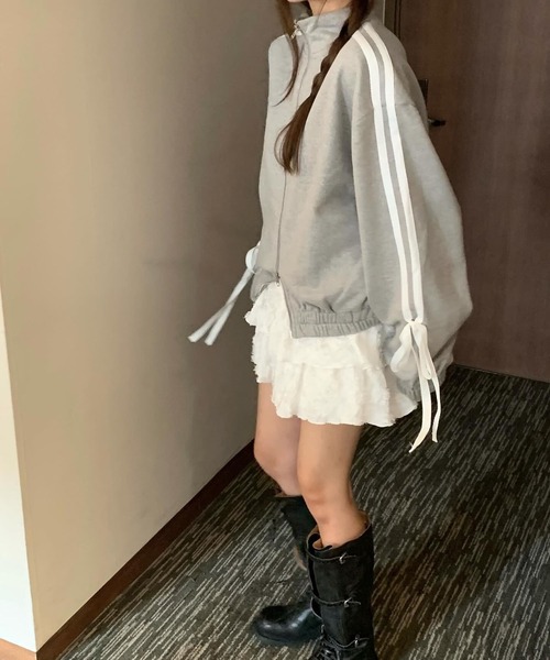 LYEON(リヨン)の「袖リボンラインダブルジップスウェットブルゾン 裏起毛(ブルゾン・レディース・グレー/ネイビー/ブラウン・FREE)」の8枚目の写真