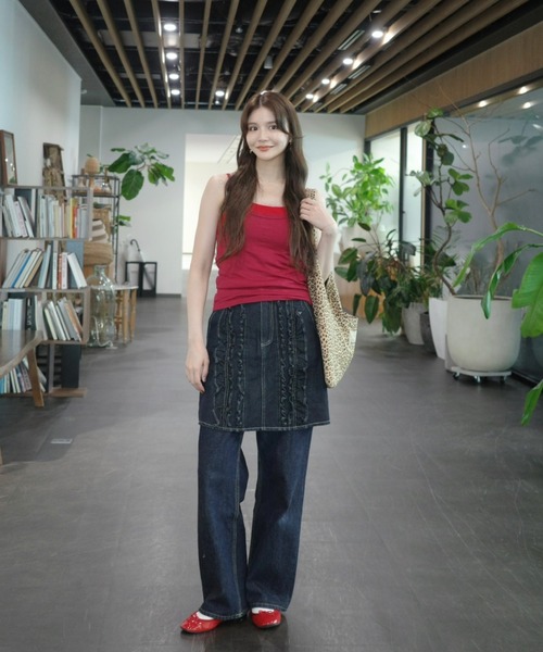 idem(イデム)の「frill denim mini skirt / フリルデザインミニスカート(デニムスカート・レディース・ネイビー/ブルー・FREE)」の8枚目の写真