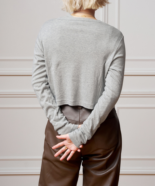 IENA LA BOUCLE(イエナラブークル)の「IENA LA BOUCLE シアーフライスカーディガン(カーディガン/ボレロ・レディース・グレー/ブラック/ピンク・FREE)」の15枚目の写真