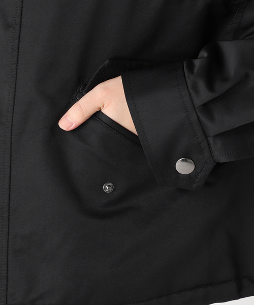 【お値下げ】BETOUPE ブラック ショート丈ブルゾン お値下げ】BETOUPE ブラック ショート丈ブルゾン