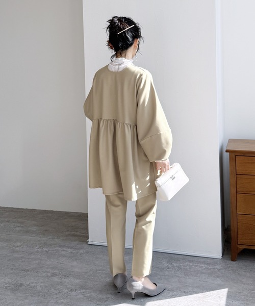 reca(レカ)の「ペプラムジャケット×テーパードパンツ2点セット(スーツセット・レディース・ブラック/ネイビー/グレイッシュベージュ/ベージュ・S/M/L/XL)」の21枚目の写真