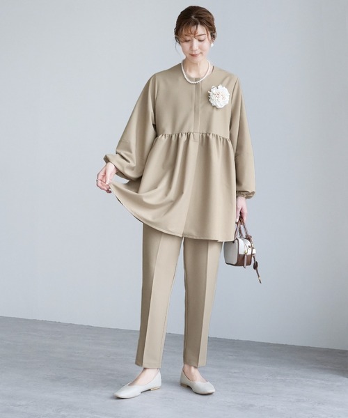 reca（レカ）の「ペプラムジャケット×テーパードパンツ２点セット（スーツセット・レディース・ブラック/ネイビー/グレイッシュベージュ/ベージュ・S/M/L/XL）」の22枚目の写真