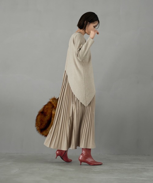 STYLE DELI(スタイルデリ)の「ななめニットレイヤードワンピース(ワンピース・レディース・ベージュ/ブラック・SMALL/MEDIUM)」の18枚目の写真