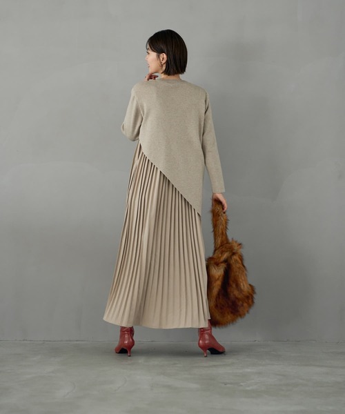 STYLE DELI(スタイルデリ)の「ななめニットレイヤードワンピース(ワンピース・レディース・ベージュ/ブラック・SMALL/MEDIUM)」の17枚目の写真