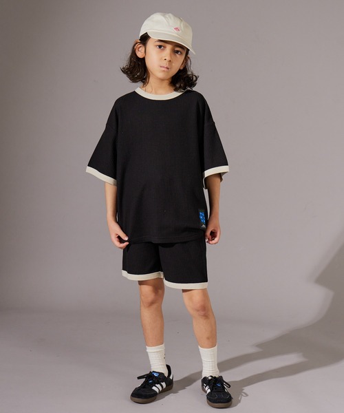 PAIRMANON STREET（ペアマノンストリート）の「【PAIRMANON STREET】ワッフル 配色 ワンポイント 半袖 セットアップ（セットアップ・キッズ・ブラック/ライトベージュ/ネイビー/イエロー/グリーン・100/150/140/130/90/120/110/160）」の9枚目の写真