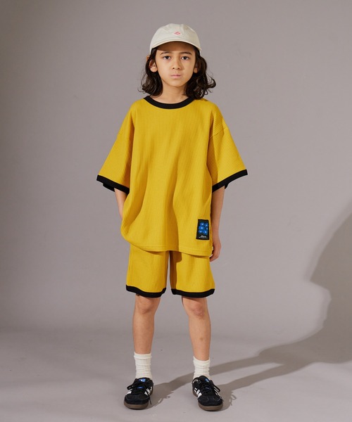 PAIRMANON STREET（ペアマノンストリート）の「【PAIRMANON STREET】ワッフル 配色 ワンポイント 半袖 セットアップ（セットアップ・キッズ・ブラック/ライトベージュ/ネイビー/イエロー/グリーン・100/150/140/130/90/120/110/160）」の13枚目の写真
