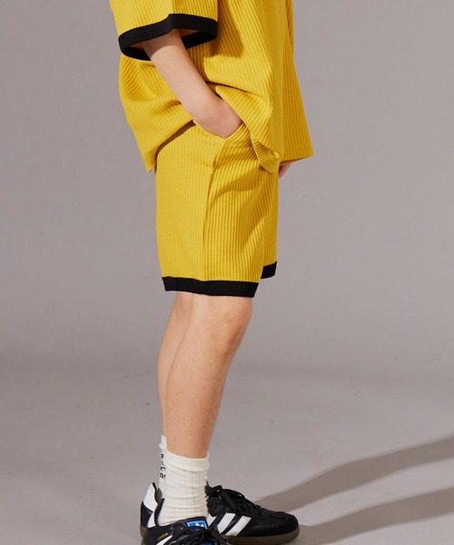 PAIRMANON STREET（ペアマノンストリート）の「【PAIRMANON STREET】ワッフル 配色 ワンポイント 半袖 セットアップ（セットアップ・キッズ・ブラック/ライトベージュ/ネイビー/イエロー/グリーン・100/150/140/130/90/120/110/160）」の18枚目の写真