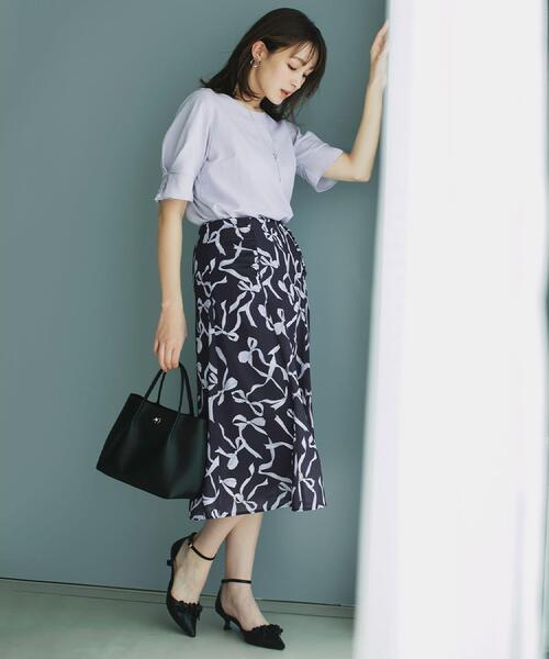 index（インデックス）の「【2WAY】フラワーパーツ合皮ミドルトートバッグ（トートバッグ・レディース・グレー/ブラック/ベージュ・00）」の4枚目の写真