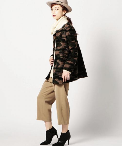 ROSE BUD（ローズバッド）の「LC-15214 CAMOUFLAGE SLIVER NO COLLAR COAT（ノーカラージャケット・レディース・オリーブドラブ/ネイビー・1/2）」の14枚目の写真