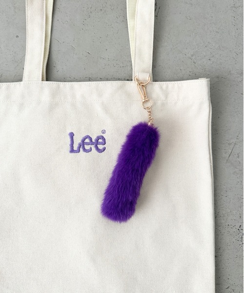 Lee（リー）の「Lee/リー ロゴ刺繍 しっぽファー付き ビッグポケット トートバッグ/推し活 カラー/大きめうちわ キーホルダー（トートバッグ・レディース・パープル/ピンク/ブラック/シルバー/ブルー・FREE）」の16枚目の写真