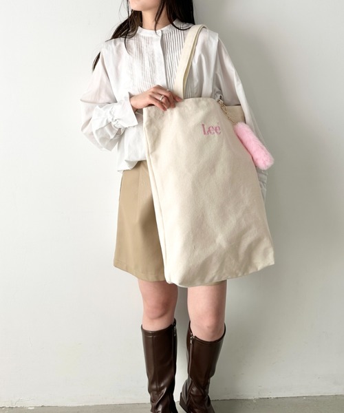 Lee（リー）の「Lee/リー ロゴ刺繍 しっぽファー付き ビッグポケット トートバッグ/推し活 カラー/大きめうちわ キーホルダー（トートバッグ・レディース・パープル/ピンク/ブラック/シルバー/ブルー・FREE）」の18枚目の写真