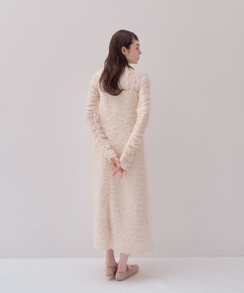 muguet(ミュゲ)の「ビジューシアートップス(Tシャツ/カットソー・レディース・アイボリー/ブラック/ベージュ/ピンク・FREE)」の8枚目の写真