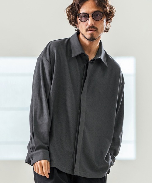 Magine(マージン)の「ms5977- Deformed Waffle Jacquard Fly Front Design Shirts 比翼シャツ(シャツ/ブラウス・メンズ・ブラック/ホワイト/チャコール・44/46/48)」の5枚目の写真