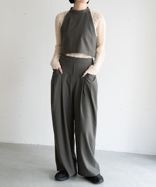 hwyl(ヒュイル)の「【2点セット】ホルタービスチェセットアップ(つなぎ/オールインワン・レディース・アッシュグレー/ブラック・SMALL/MEDIUM)」の2枚目の写真