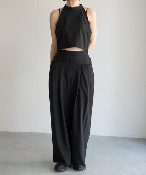 hwyl(ヒュイル)の「【2点セット】ホルタービスチェセットアップ(つなぎ/オールインワン・レディース・アッシュグレー/ブラック・SMALL/MEDIUM)」の4枚目の写真