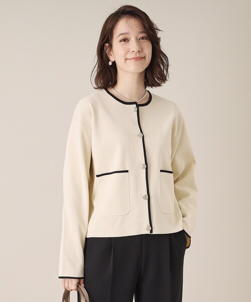 ITS'DEMO（イッツデモ）の「【通勤／手洗い可】配色ニットカーデ（カーディガン/ボレロ・レディース・ライトベージュ/ブラック/オフホワイト・00）」の2枚目の写真