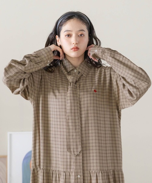 POLO BCS（ポロ ビーシーエス）の「＜POLO BCS/ポロ・ビーシーエス＞別注ネクタイシャツワンピース（ワンピース・レディース・ネイビー/ベージュ・FREE）」の12枚目の写真