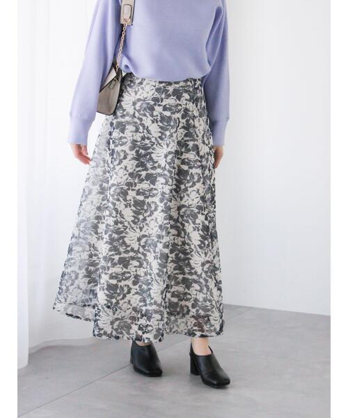 Te chichi TERRASSE(テチチテラス)の「メッシュフラワーフレアスカート《2025spring catalog item》(スカート・レディース・ブルー/ネイビー/グリーン・F)」の6枚目の写真