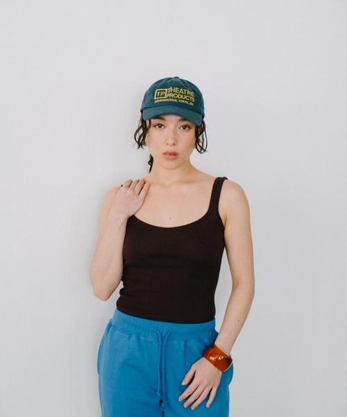 THEATRE PRODUCTS(シアタープロダクツ)の「THEATREPRODUCTSロゴ刺繍コットンキャップ(キャップ・レディース・ホワイト/ネイビー・FREE)」の5枚目の写真