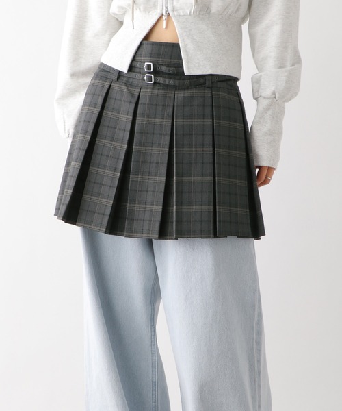 Heather（ヘザー）の「Wベルトプリーツミニスカート　327971（スカート・レディース・グレー系その他/グレー/ベージュ系その他・M/S）」の2枚目の写真