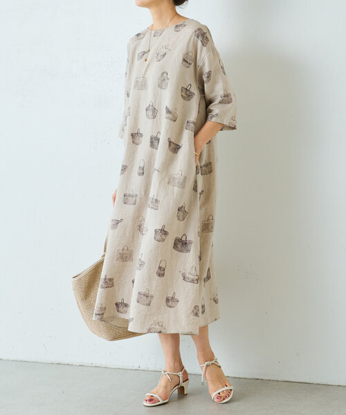 【極美品】BEARDSLEY ビアズリーマキシ丈 花柄 ワンピース BEARDSLEY（ビアズリー）の「花柄ギャザーワンピース