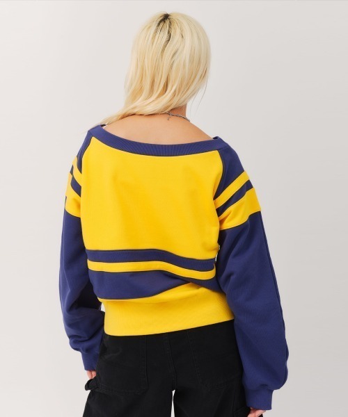atmos pink(アトモスピンク)の「atmos pink Bell Sleeves Line Sweatshirt / アトモス ピンク ベル スリーブ ライン スウェットシャツ(スウェット・レディース・ブラック/イエロー/ピンク・FREE)」の21枚目の写真