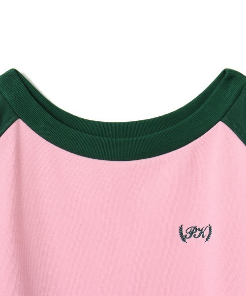 atmos pink(アトモスピンク)の「atmos pink Bell Sleeves Line Sweatshirt / アトモス ピンク ベル スリーブ ライン スウェットシャツ(スウェット・レディース・ブラック/イエロー/ピンク・FREE)」の17枚目の写真