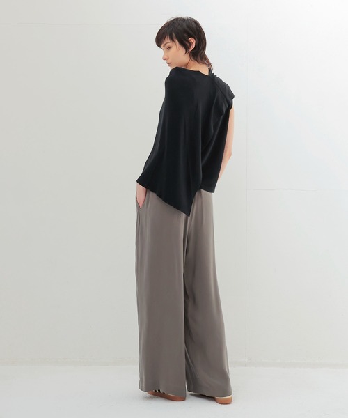 DRESSLAVE(ドレスレイブ)の「fibril cupra gather wide pants(フィブリルキュプラギャザーワイドパンツ)(その他パンツ・レディース・グレー/ブラック・38/36)」の8枚目の写真