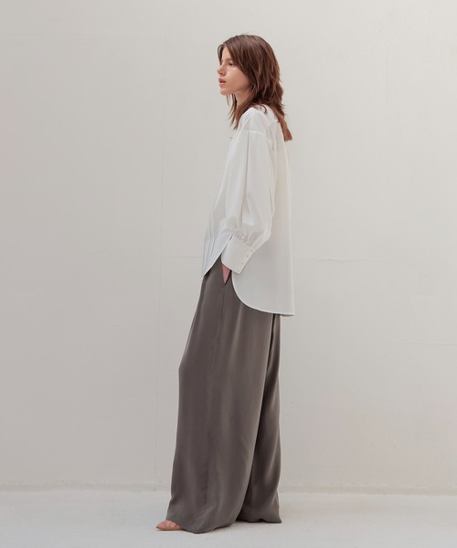 DRESSLAVE(ドレスレイブ)の「fibril cupra gather wide pants(フィブリルキュプラギャザーワイドパンツ)(その他パンツ・レディース・グレー/ブラック・38/36)」の10枚目の写真