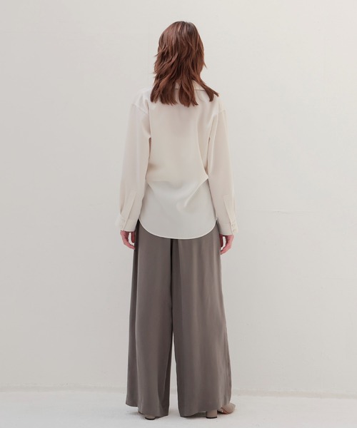 DRESSLAVE(ドレスレイブ)の「fibril cupra gather wide pants(フィブリルキュプラギャザーワイドパンツ)(その他パンツ・レディース・グレー/ブラック・38/36)」の12枚目の写真