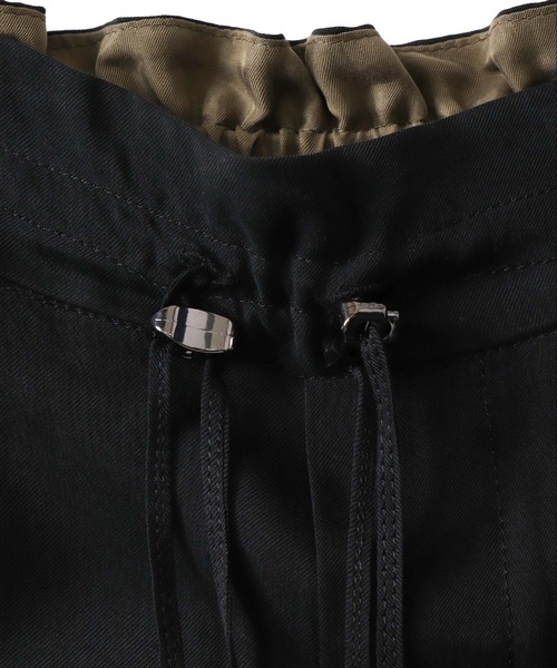 DRESSLAVE(ドレスレイブ)の「fibril cupra gather wide pants(フィブリルキュプラギャザーワイドパンツ)(その他パンツ・レディース・グレー/ブラック・38/36)」の19枚目の写真