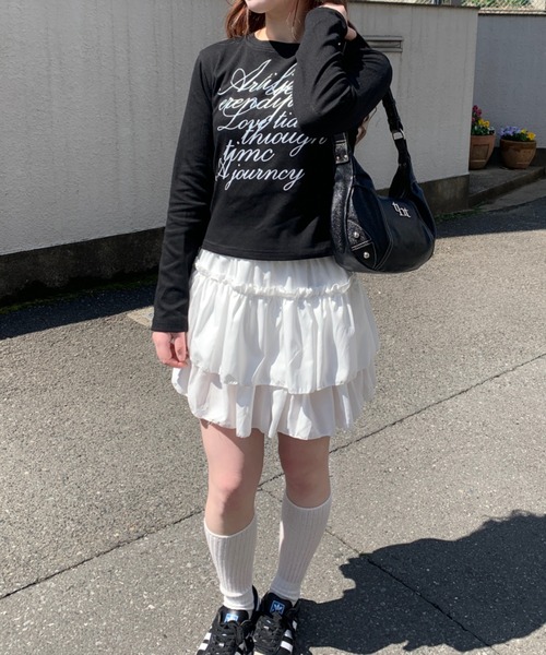 lilful(リルフル)の「レタリングロゴ プリントロンT(Tシャツ/カットソー・レディース・ホワイト/ブラック・L/M)」の18枚目の写真