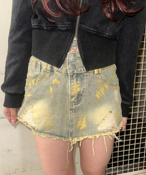 .KOM(ドットコム)の「A'GEM/9 × .kom 『.KOM/ドットケーオーエム』 ダメージデニムミニスカート(スカート・レディース・A・M/S)」の2枚目の写真