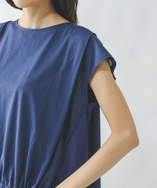 GLOBAL WORK(グローバルワーク)の「快適バックギャザーT/323352(Tシャツ/カットソー・レディース・ブラック/レッド系その他/ブルー・MEDIUM/LARGE)」の22枚目の写真