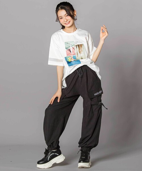 ZIDDY（ジディ）の「サテンカーゴパンツ(130~160cm)（カーゴパンツ・キッズ・ブラック/ブルー・140cm/150cm/FREE/130cm）」の7枚目の写真