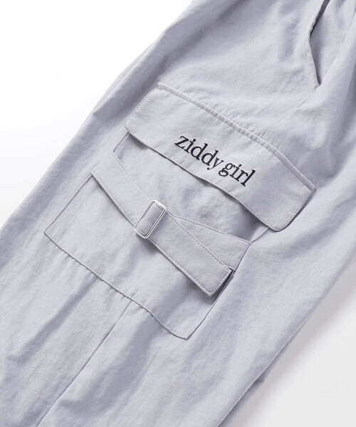 ZIDDY（ジディ）の「サテンカーゴパンツ(130~160cm)（カーゴパンツ・キッズ・ブラック/ブルー・140cm/150cm/FREE/130cm）」の19枚目の写真