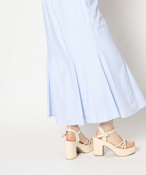 ESPERANZA(エスペランサ)の「Tストラップミニバックルサンダル(サンダル・レディース・グレー/アイボリー/ブラック・S/LL/L/M)」の17枚目の写真