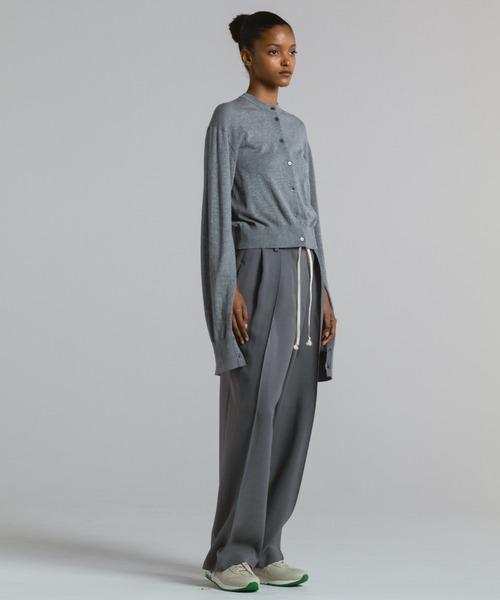 CINOH（チノ）の「ピンタックパンツ（その他パンツ・レディース・グレー/ベージュ/ブラック・38/36）」の11枚目の写真