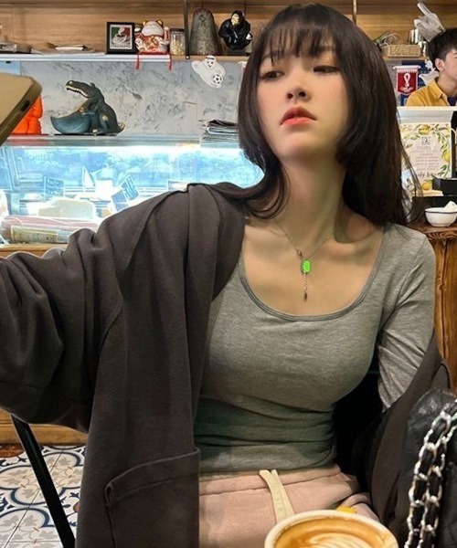 MASHIRO(マシロ)の「【MASHIRO】パッド付き長袖カットオフリブカットソー/ブラトップ(MA/EK100)(Tシャツ/カットソー・レディース・ブラック/ホワイト/グレー・FREE)」の10枚目の写真